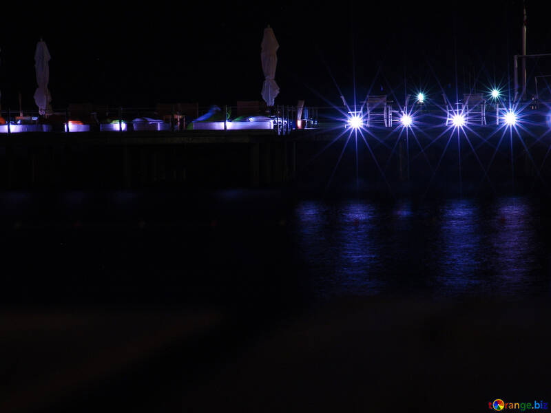 Muelle de noche №8478