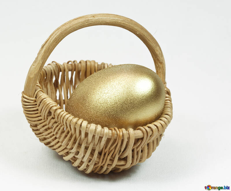 Ostern Ei gefärbt Gold Farbe №8243