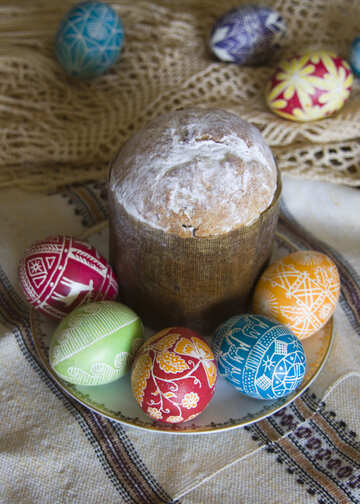 Easter  cake  and  color  eggs №9669