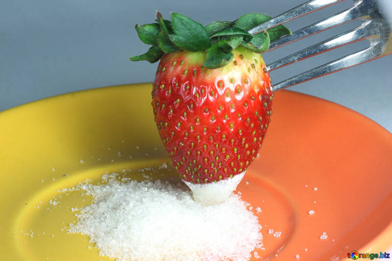 Strawberries  in  sugar №9142