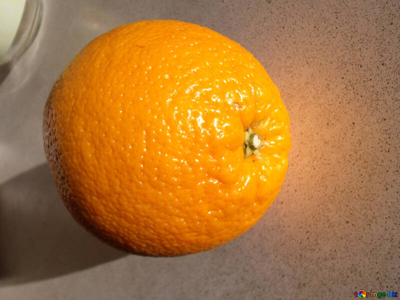 Цілий апельсин №9211