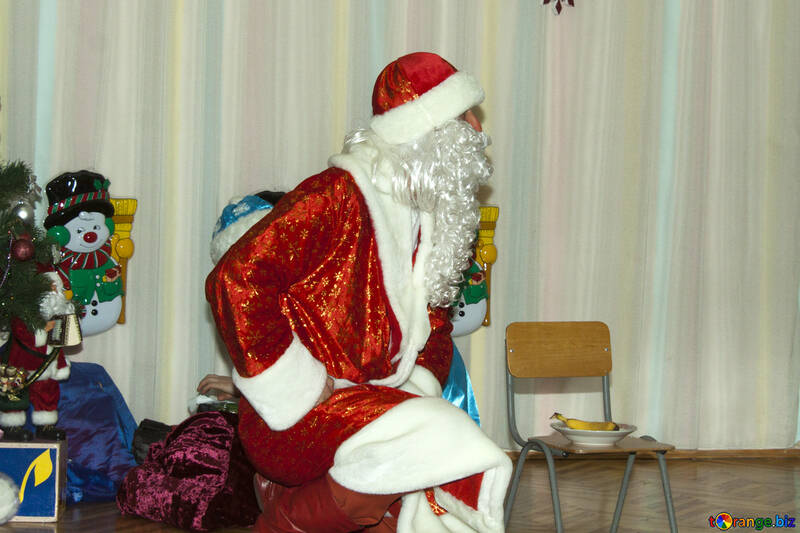 Weihnachtsmann  Sitzen №9834