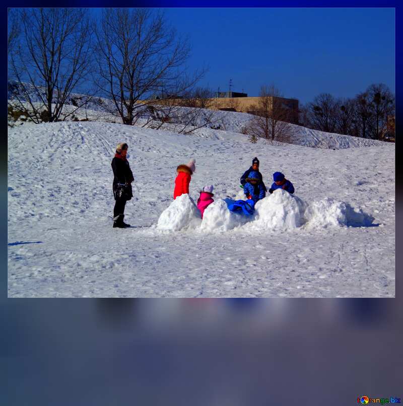 snowman children playing №19473