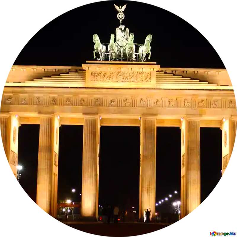 The Brandenburg Gate circle frame №11547