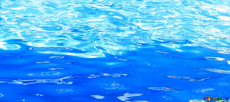 Обложка. Голубая вода в бассейне. №25513