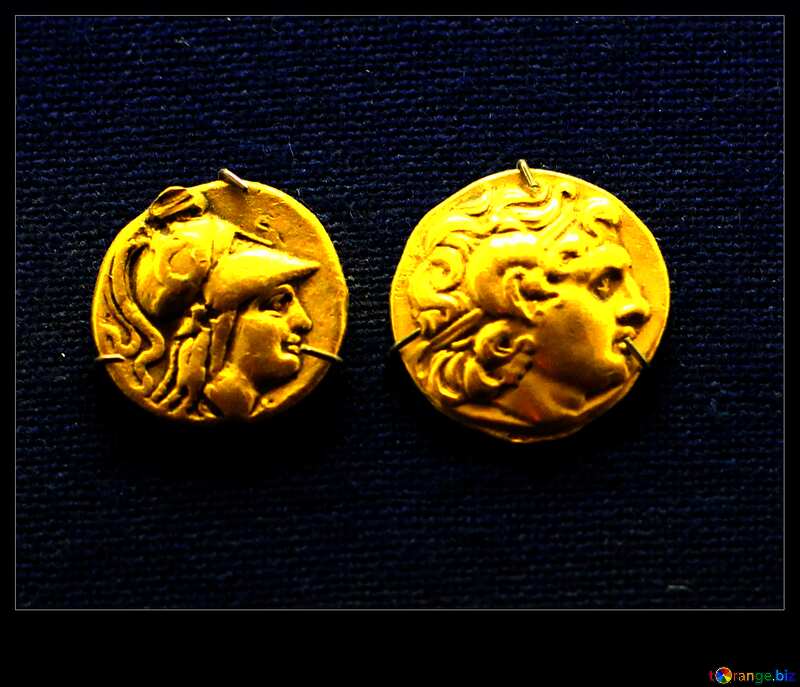 Желтого цвета. Золотые монеты Древнего Рима. №43492