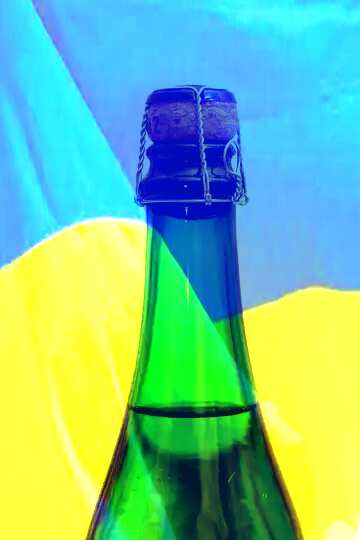 FX №153760 Bottle Ukraine flag
