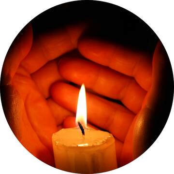 FX №18133 Candle in hand circle frame image for profile