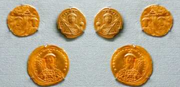 FX №181302 Vintage golden coins