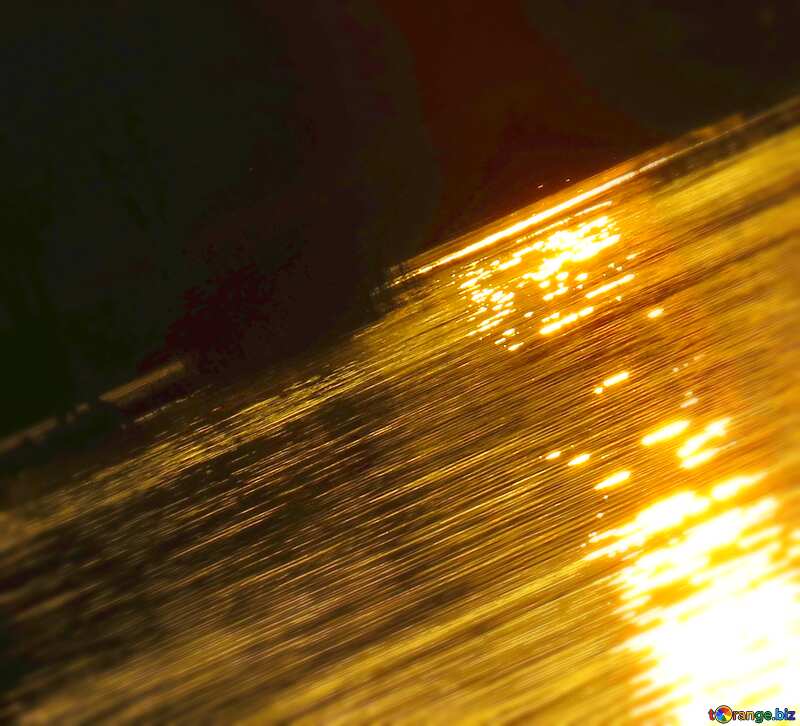 Image for profile picture Sunset reflection in water. №36404