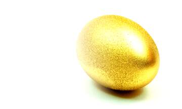 FX №21573 Card golden egg with copyspace