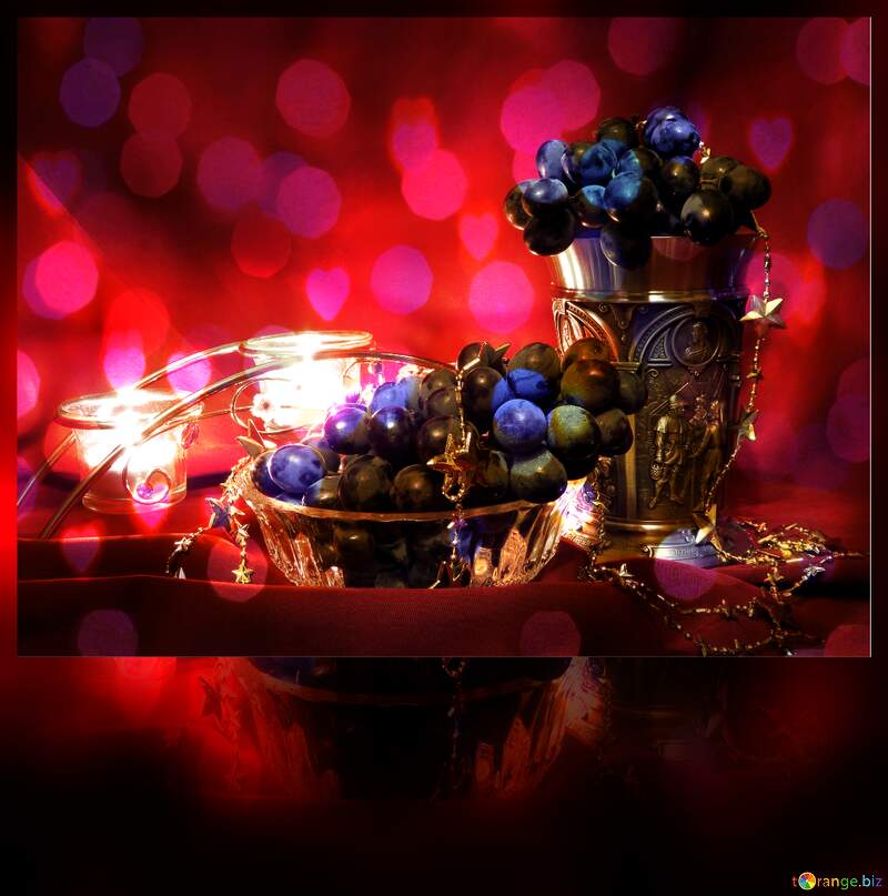 Wine Grapes Dance: Holiday Background Delight №15991