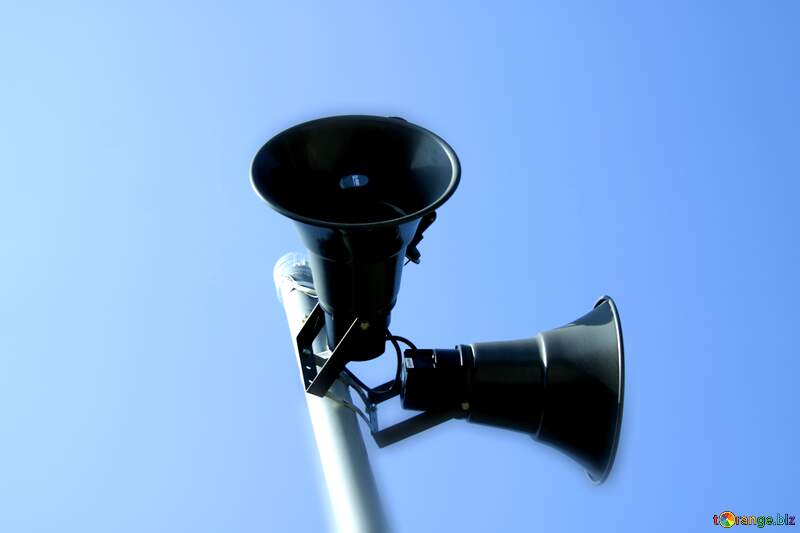 Vintage Loudspeakers Against a Clear Blue Sky №12759