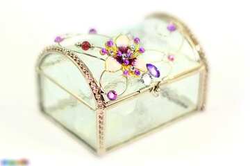 FX №4701 Bright colors. Beautiful jewelry box.