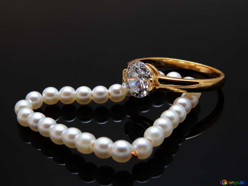 ring and heart of pearls №18266