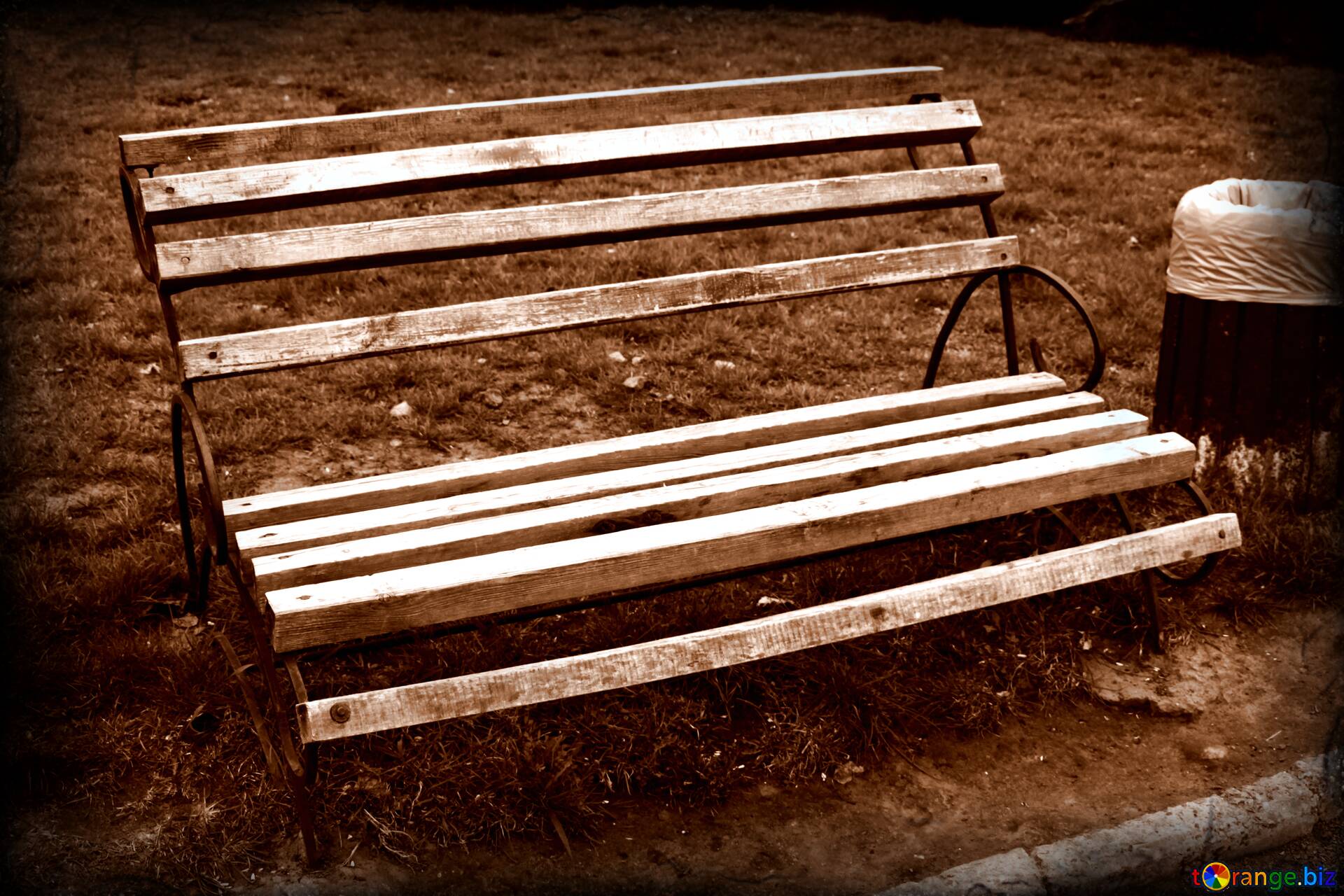 Download free picture Old bench park dark frame on CC-BY License ~ Free  Image Stock  ~ fx №43434