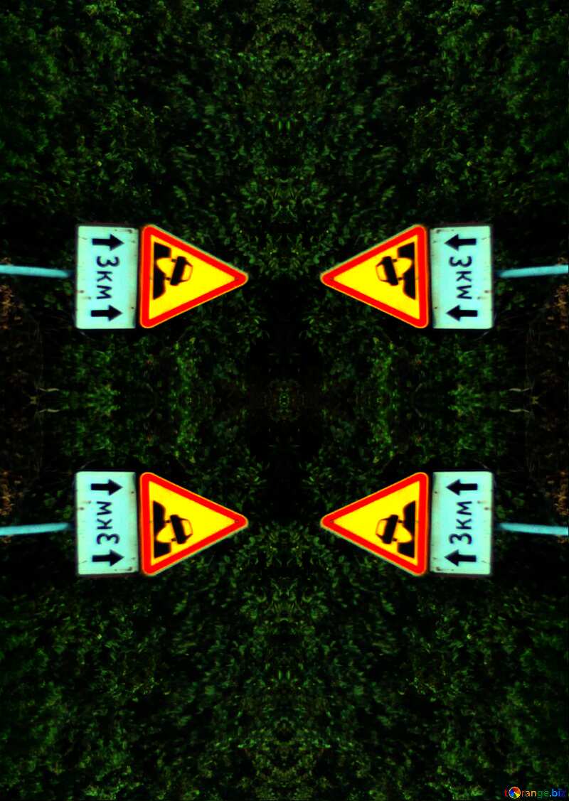 Треугольные знаки неровная дорога желтые с красным на голубых столбиках с голубыми прямоугольными табличками. Четыре: две напротив двух. №13248