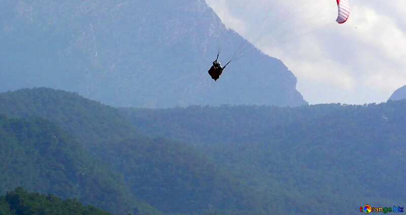 Couverture. Parachute en montagne. №21149