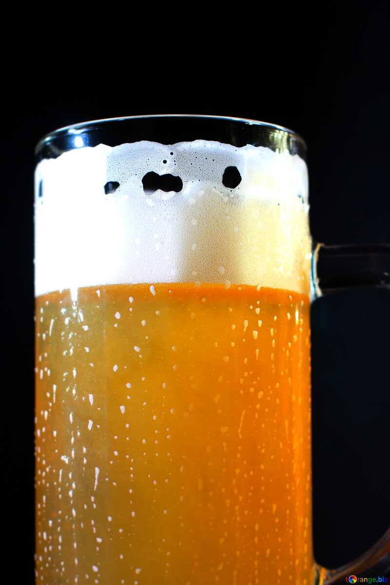 Cold glass beer  №37762
