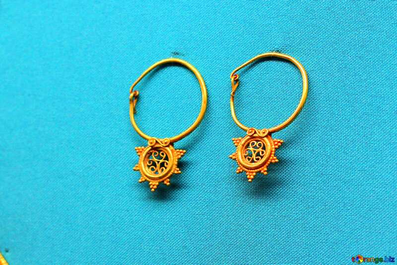 vintage gold earrings №43970