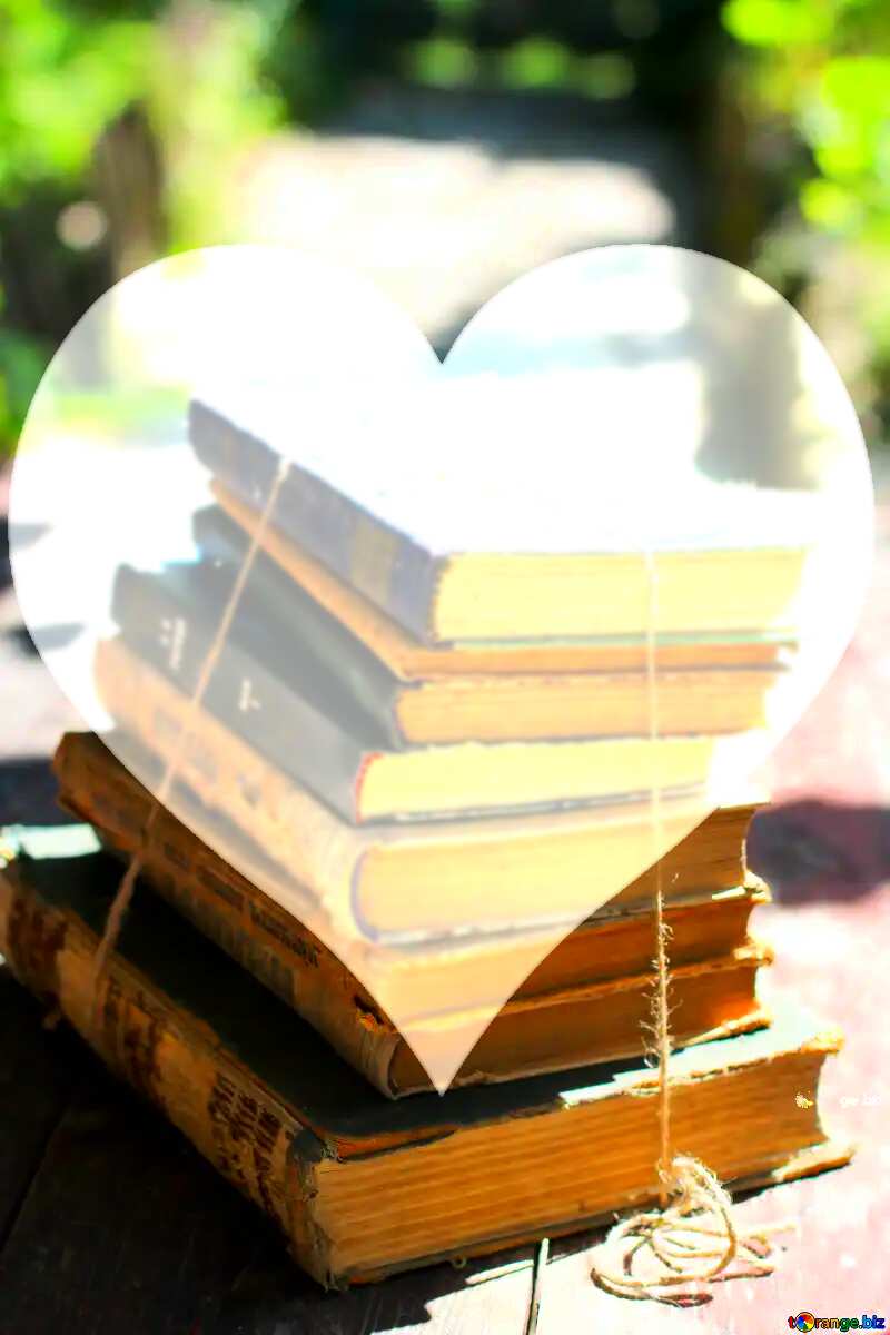Books love heart frame №34847