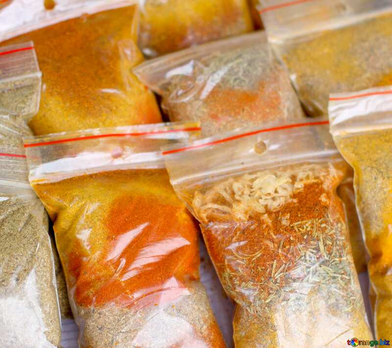 ziplock bags of spices №42372